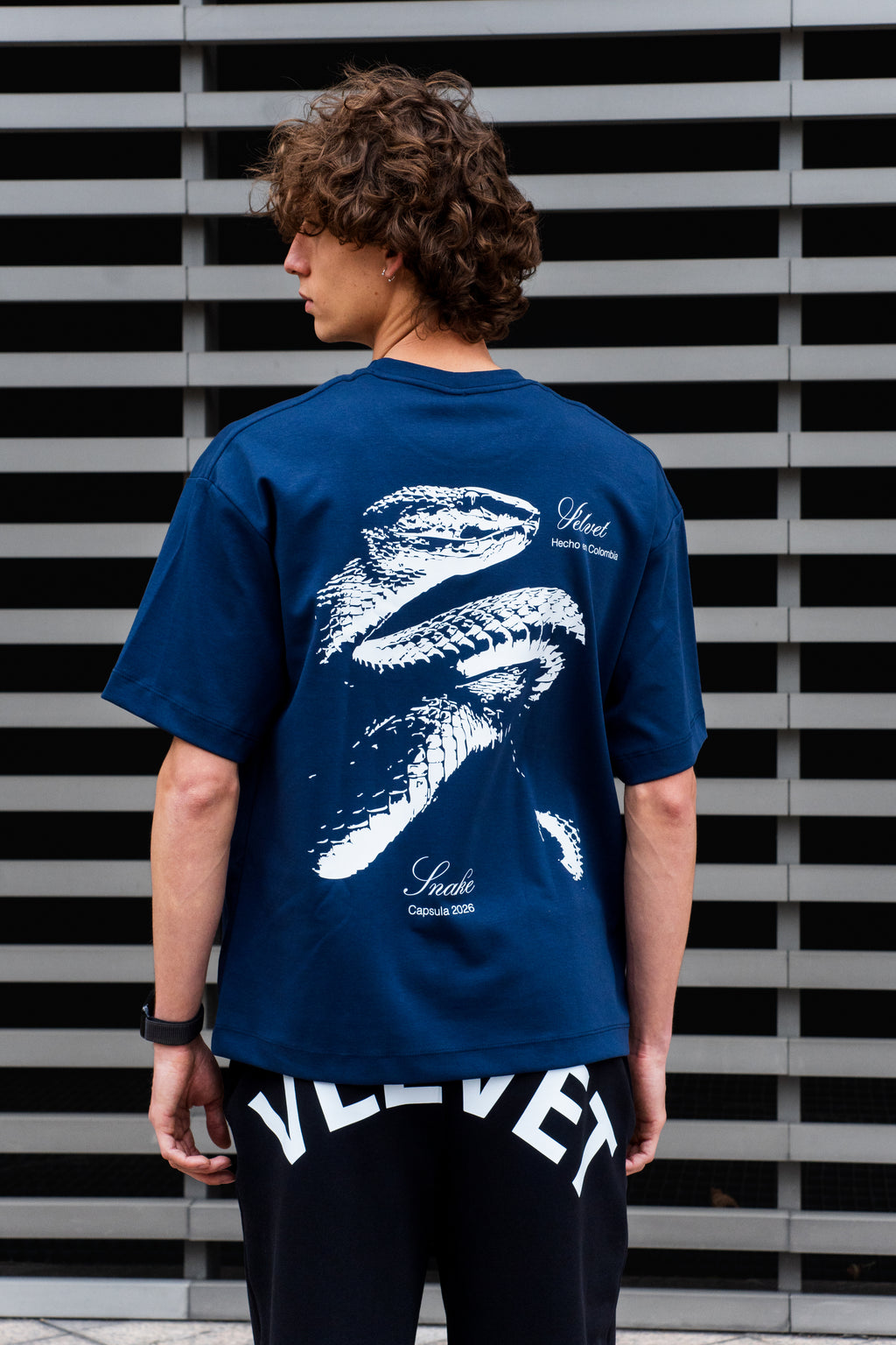 Camiseta Azul Oversize